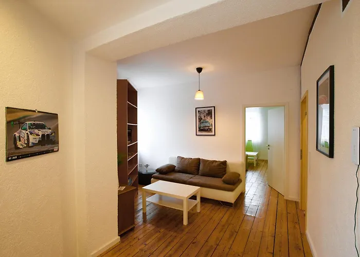 Das Haus Am Bach - Schoene Grosse Moderne Wohnung Mit Terrasse